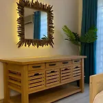 Cozy Design Flat In The Heart Of *
