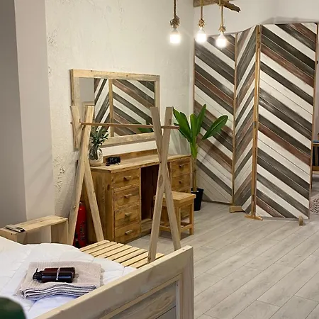 Cozy Design Flat In The Heart Of Apartment *