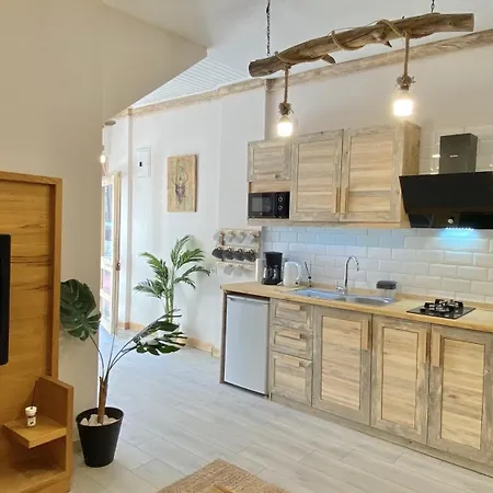 Cozy Design Flat In The Heart Of Apartment