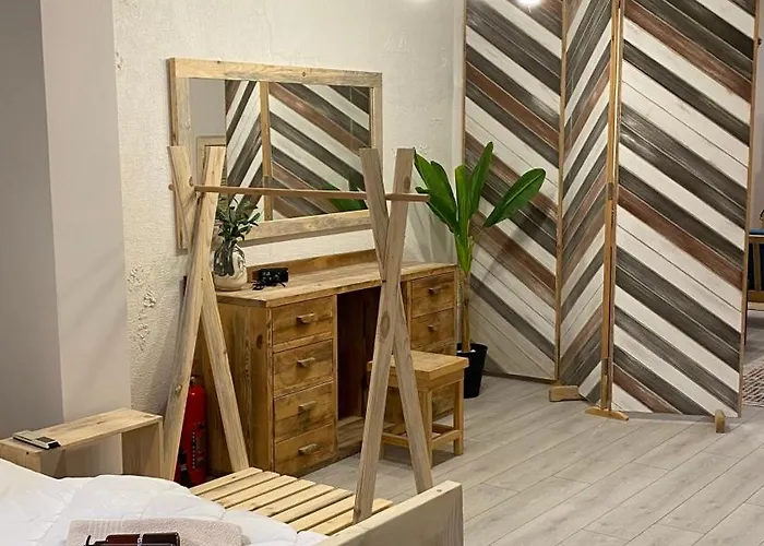 Cozy Design Flat In The Heart Of Apartment *