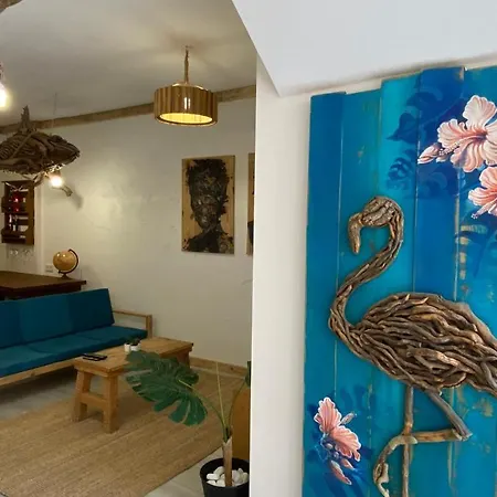 Cozy Design Flat In The Heart Of דירה *