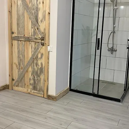 Cozy Design Flat In The Heart Of דירה אנטליה