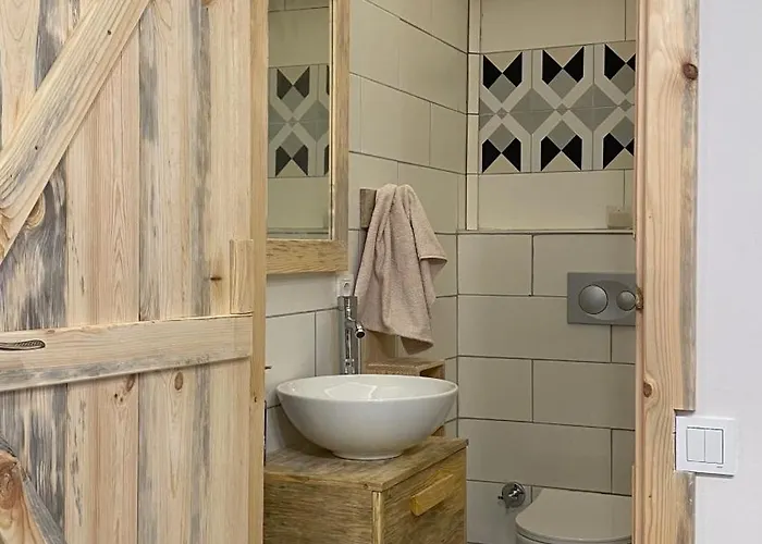 Cozy Design Flat In The Heart Of דירה אנטליה